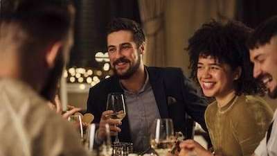 friends cheers up
